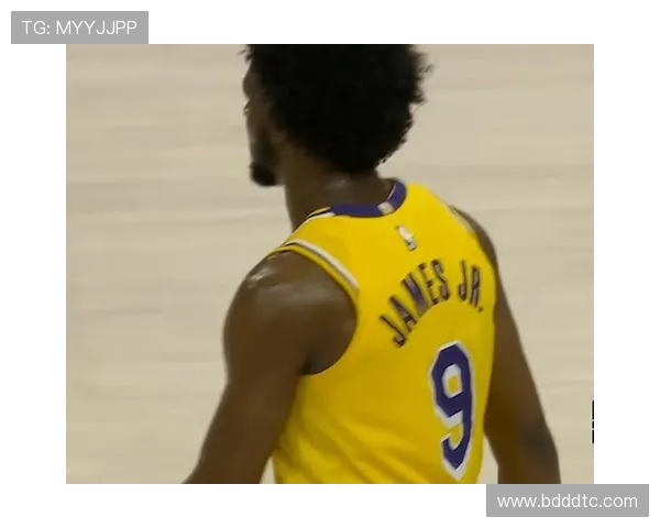 科尔谈追梦犯规：位置不当与节奏丧失